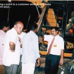 s0011 slide 9 explaining a feature to customer jcb